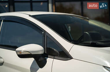 Седан Ford Fiesta 2014 в 