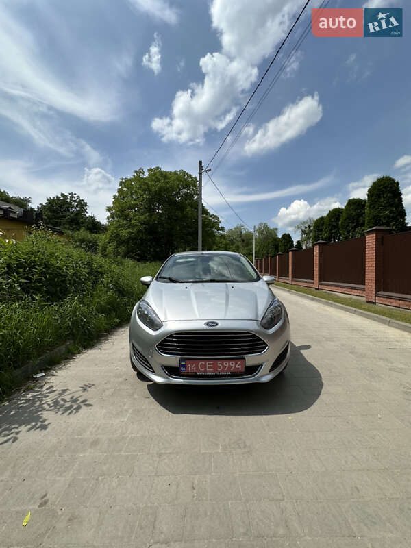 Седан Ford Fiesta 2019 в Львове