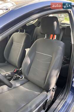 Хэтчбек Ford Fiesta 2014 в 