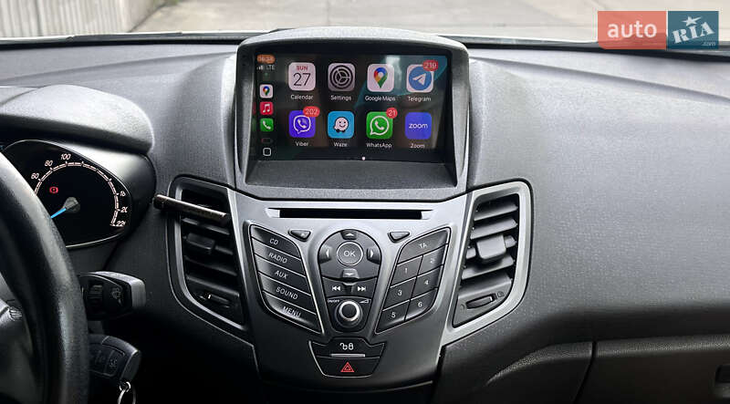 Хэтчбек Ford Fiesta 2015 в Львове