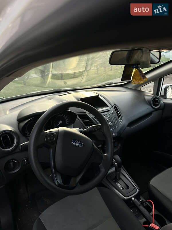 Седан Ford Fiesta 2016 в Шептицькому фото 9 Седан Ford Fiesta 2016 в Шептицькому