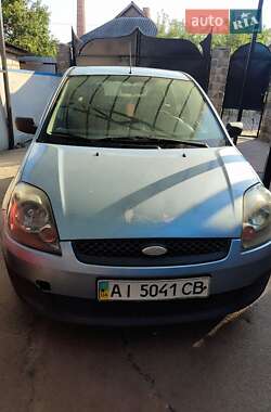 Хэтчбек Ford Fiesta 2006 в Первомайске