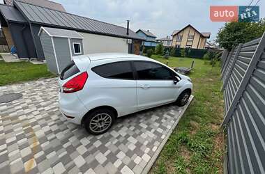 Хэтчбек Ford Fiesta 2008 в 