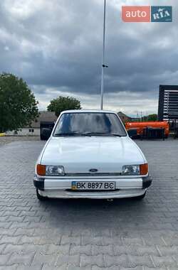 Хэтчбек Ford Fiesta 1987 в Голованевске