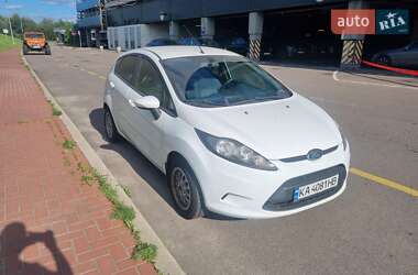Хетчбек Ford Fiesta 2011 в Києві