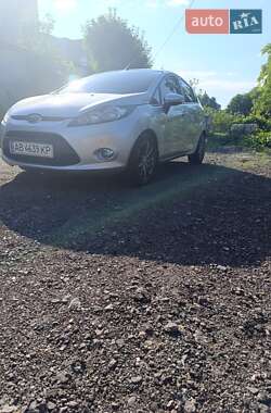 Хэтчбек Ford Fiesta 2012 в 
