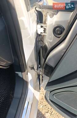 Хэтчбек Ford Fiesta 2012 в 