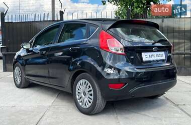 Хэтчбек Ford Fiesta 2014 в 