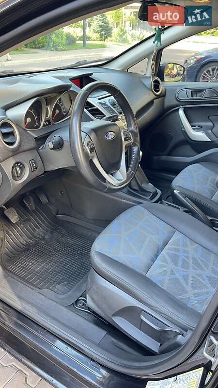 Седан Ford Fiesta 2012 в Києві