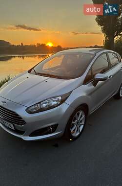 Хэтчбек Ford Fiesta 2016 в Василькове