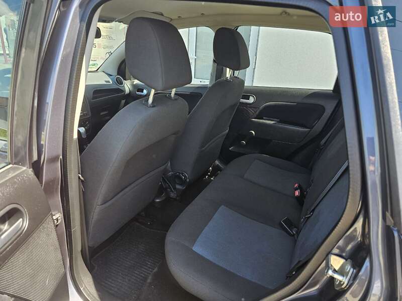Хэтчбек Ford Fiesta 2008 в Виннице
