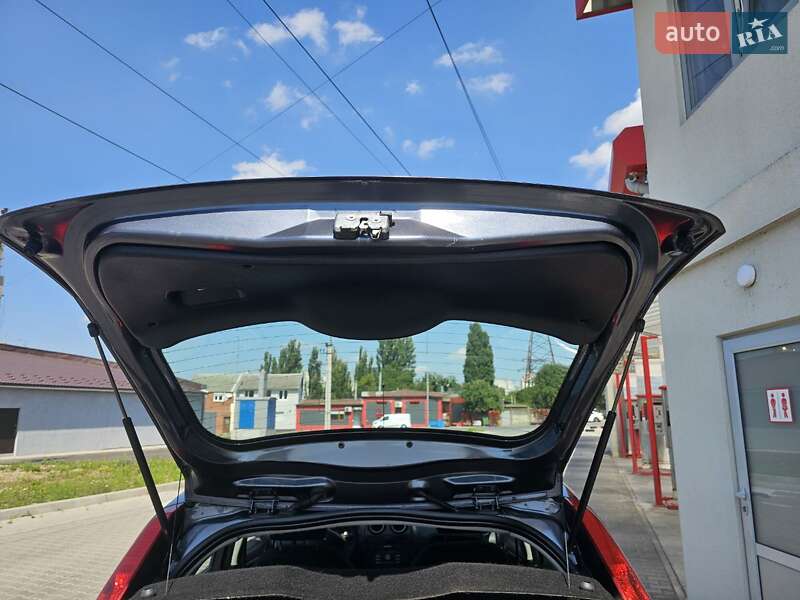 Хэтчбек Ford Fiesta 2008 в Виннице