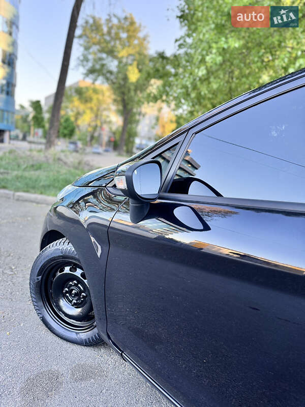 Хэтчбек Ford Fiesta 2012 в Киеве