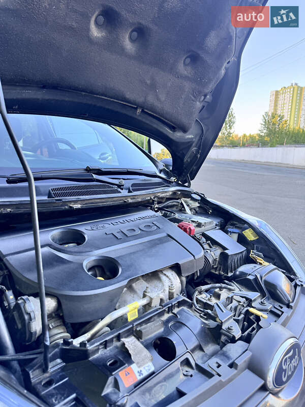 Хэтчбек Ford Fiesta 2012 в Киеве