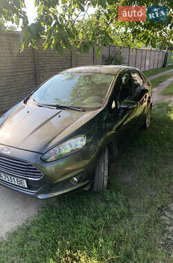 Ford Fiesta 2015