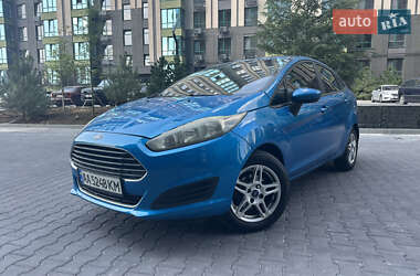 Седан Ford Fiesta 2017 в Киеве