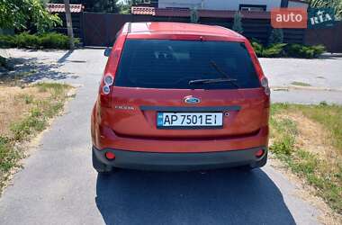 Хэтчбек Ford Fiesta 2007 в 