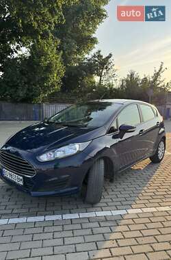 Хэтчбек Ford Fiesta 2013 в 