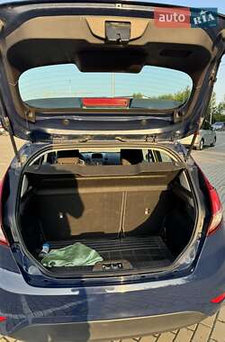 Хэтчбек Ford Fiesta 2013 в 