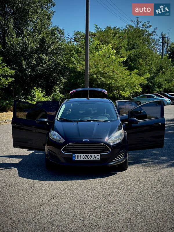 Седан Ford Fiesta 2014 в Одессе