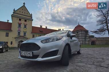 Хэтчбек Ford Fiesta 2017 в 