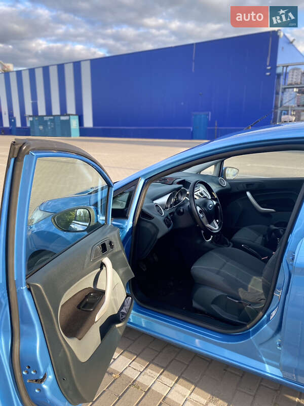 Хэтчбек Ford Fiesta 2009 в Дубно фото 7 Хэтчбек Ford Fiesta 2009 в Дубно