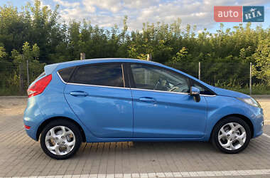 Хэтчбек Ford Fiesta 2009 в Дубно