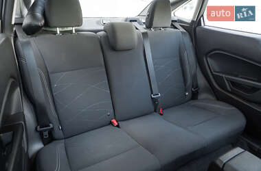 Седан Ford Fiesta 2014 в 