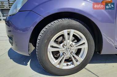 Хэтчбек Ford Fiesta 2006 в 