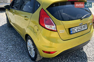 Хэтчбек Ford Fiesta 2013 в 