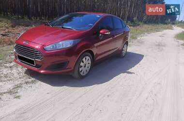 Седан Ford Fiesta 2013 в Славуте