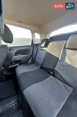 Хэтчбек Ford Fiesta 2008 в 