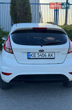 Хэтчбек Ford Fiesta 2013 в 