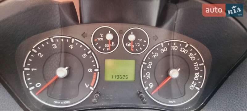 Хэтчбек Ford Fiesta 2008 в Львове