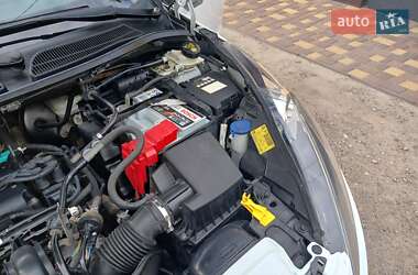 Хэтчбек Ford Fiesta 2011 в 