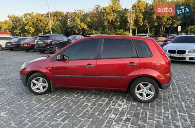 Хэтчбек Ford Fiesta 2007 в 