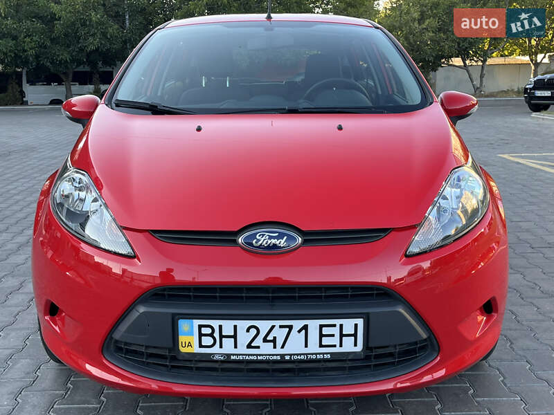 Хэтчбек Ford Fiesta 2012 в Одессе