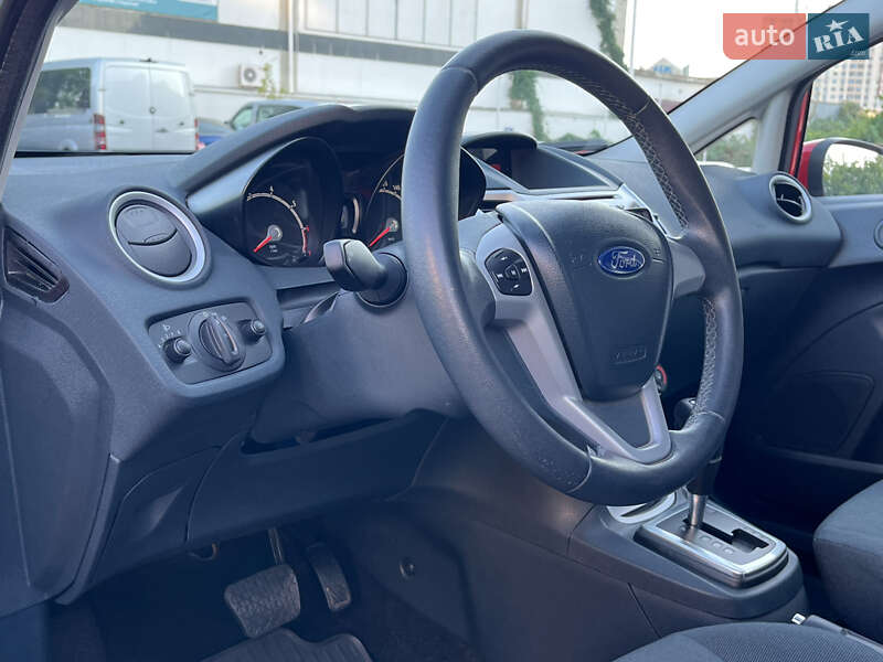 Хэтчбек Ford Fiesta 2012 в Одессе