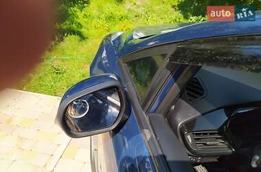 Хэтчбек Ford Fiesta 2018 в 