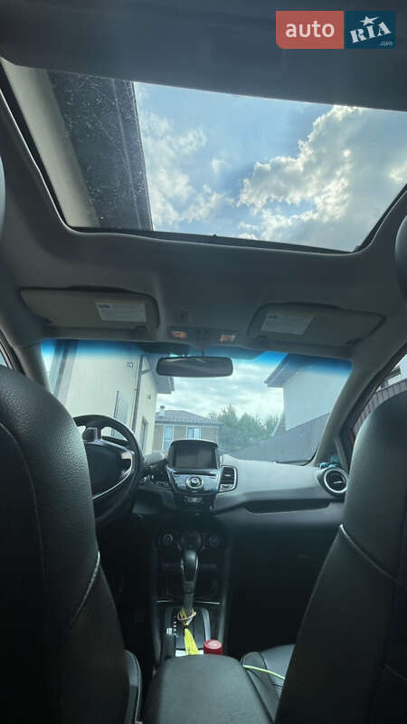 Седан Ford Fiesta 2017 в Києві