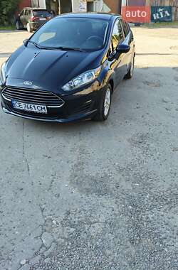Хэтчбек Ford Fiesta 2019 в 