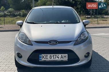 Седан Ford Fiesta 2011 в 