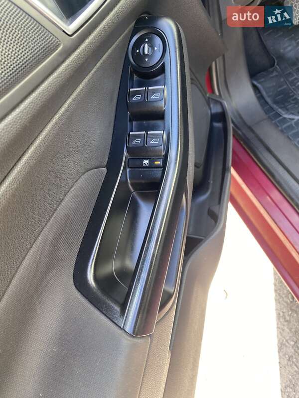 Хэтчбек Ford Fiesta 2013 в Виннице