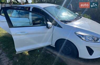 Хетчбек Ford Fiesta 2018 в 