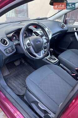 Хэтчбек Ford Fiesta 2011 в 