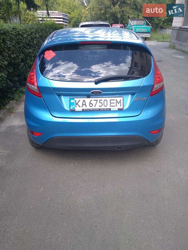 Хэтчбек Ford Fiesta 2012 в Киеве фото 3 Хэтчбек Ford Fiesta 2012 в Киеве