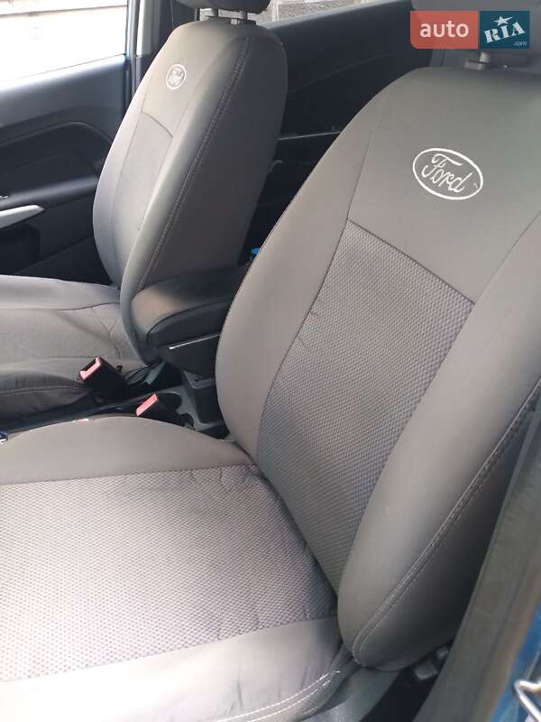 Хэтчбек Ford Fiesta 2012 в Киеве фото 15 Хэтчбек Ford Fiesta 2012 в Киеве