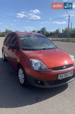 Хэтчбек Ford Fiesta 2007 в 