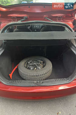 Хэтчбек Ford Fiesta 2006 в 