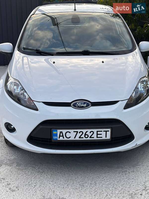 Хэтчбек Ford Fiesta 2010 в Луцке фото 7 Хэтчбек Ford Fiesta 2010 в Луцке